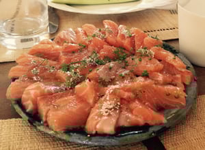 roher-lachs-sashimi