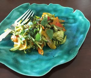 zucchina-peperoni-e-coriandolo
